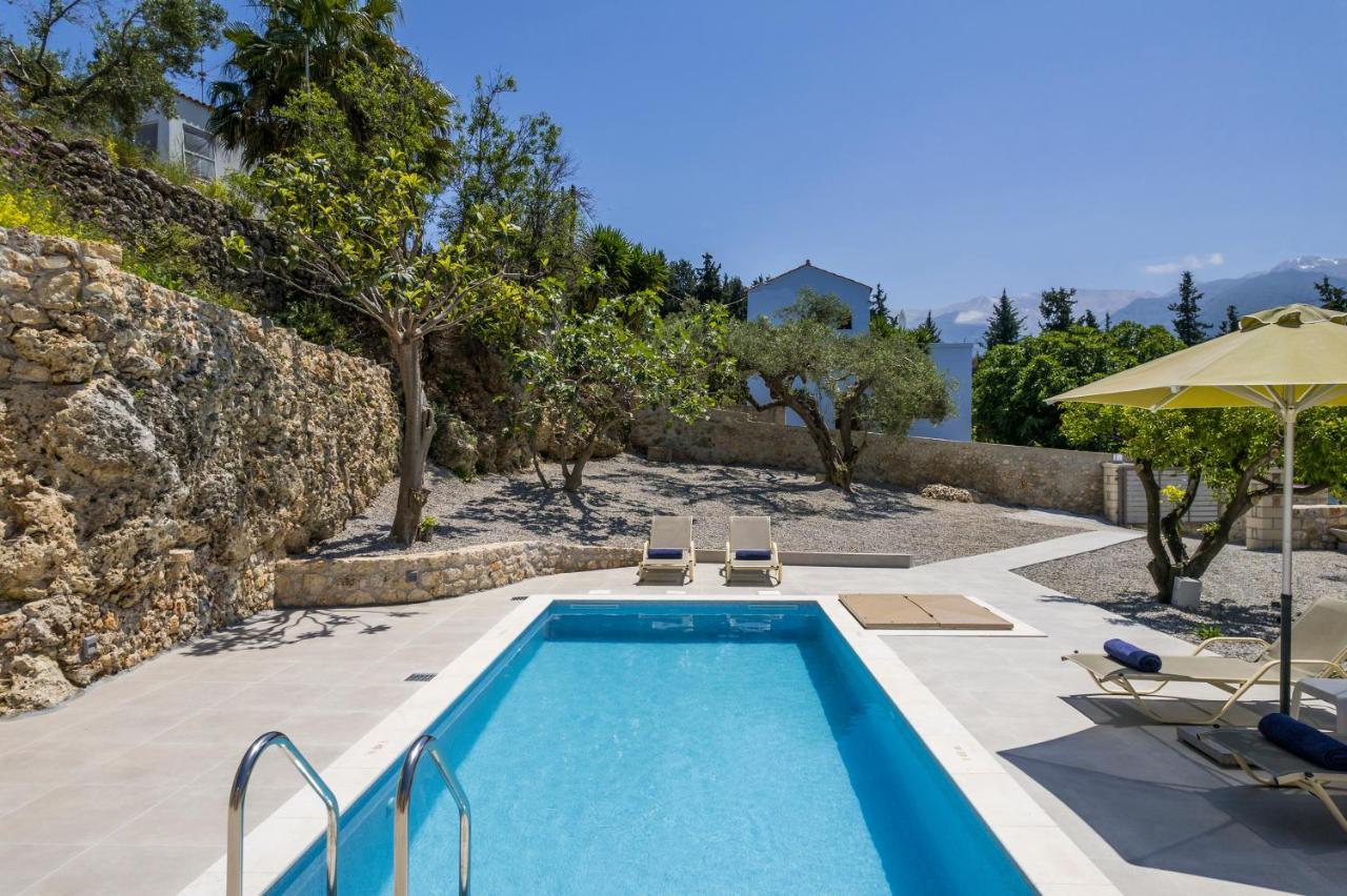 Villa Eva Provarma Екстер'єр фото