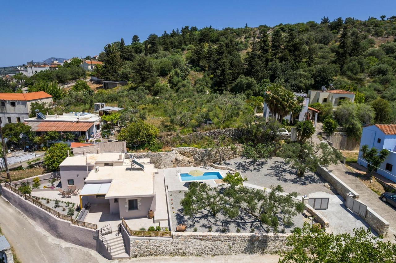 Villa Eva Provarma Екстер'єр фото