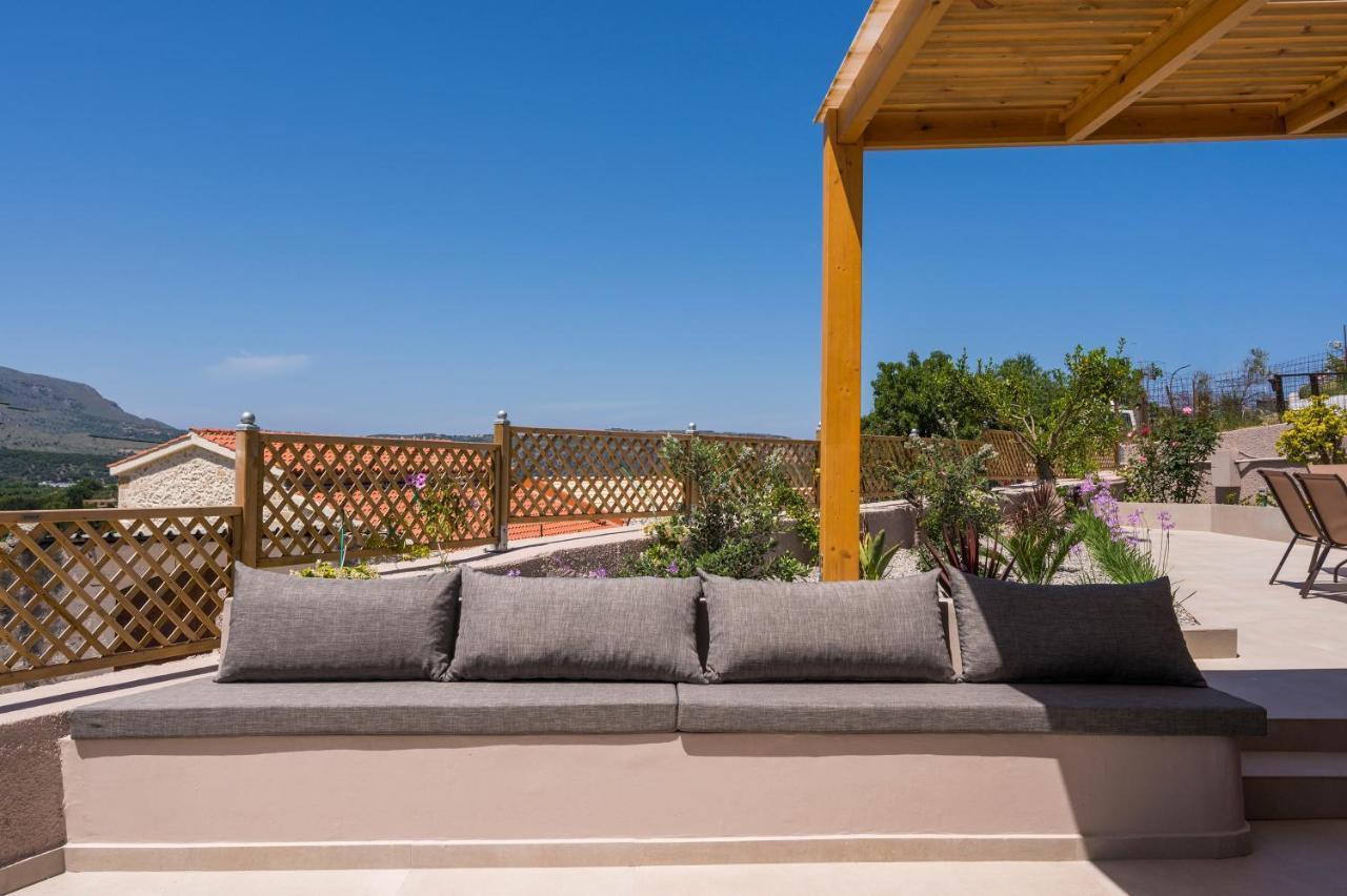 Villa Eva Provarma Екстер'єр фото