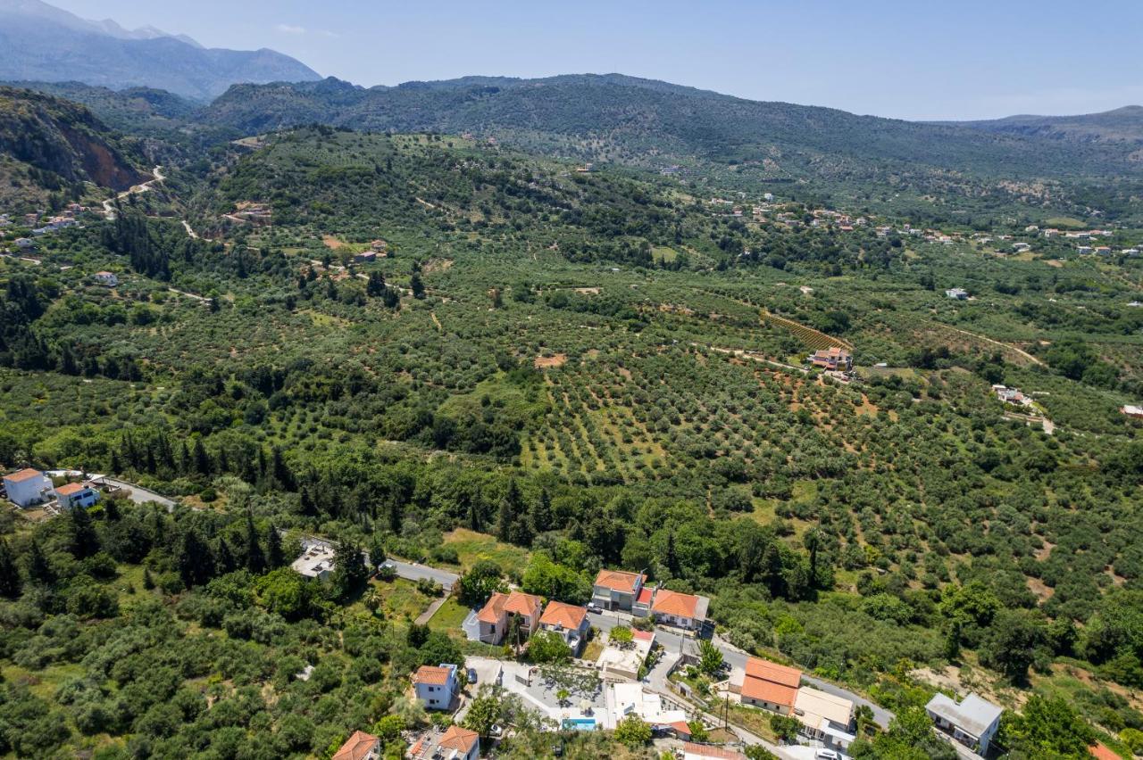 Villa Eva Provarma Екстер'єр фото
